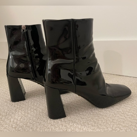 Prada boots in black - Picture 4 of 6